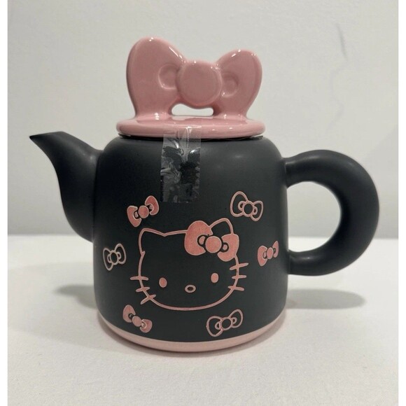 NEW TEAPOT Hello Kitty 2025 BLUES CLAYWORKS SANRIO Black Pink Rare Edition - Picture 1 of 6